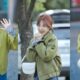 Tips Memilih Warna Baju yang Bikin Kulit Cerah dan Pas