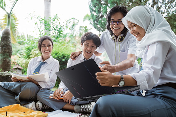 Peran Teknologi dalam Transformasi Pendidikan: Sukses