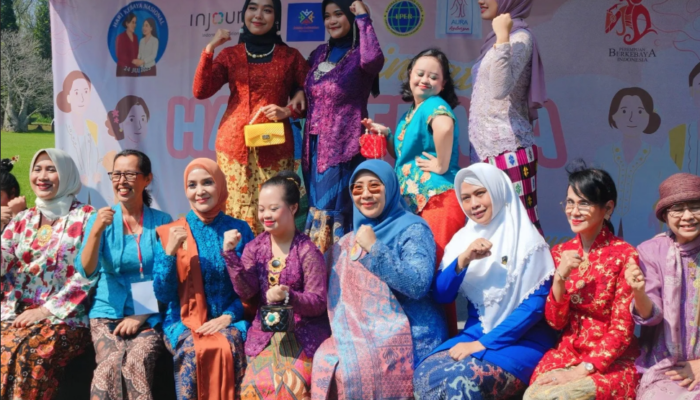 Memakai Kebaya untuk Kegiatan Sehari-hari: Modernisasi Tradisi