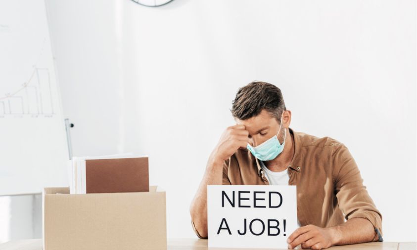 Strategi Menghadapi Persaingan Kerja bagi Fresh Graduate