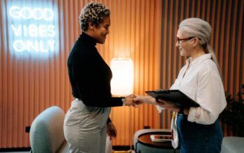 Strategi Membangun Networking bagi Introvert: Tanpa Lelah