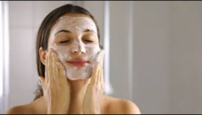 Mengapa Skin Minimalism Justru Menyehatkan Mental dan Kulit